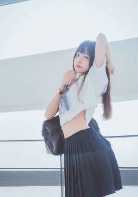 年轻的嫂子难以忍受的味道_HD免费播放