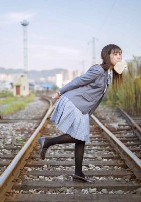 男人和女人一起差差差的视频_国产剧在线手机播放