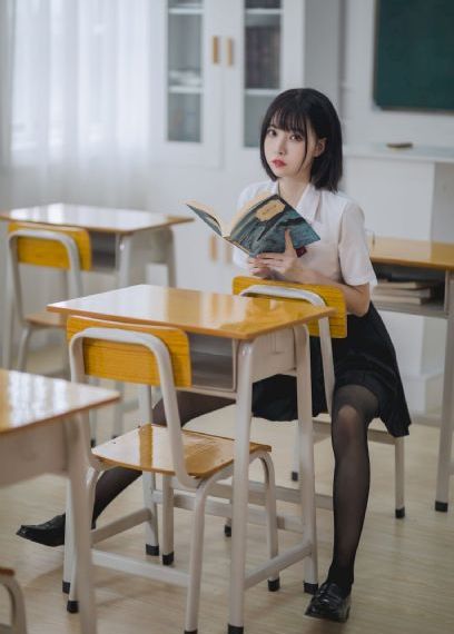 夹在乳沟摩擦小说_日韩成人在线