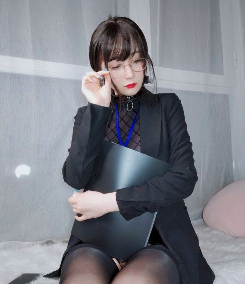 欧美巨大xxxx_迅雷手机免费观看