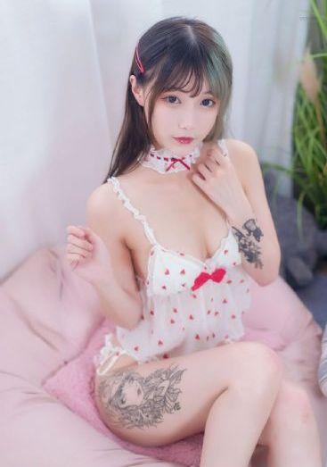 女大学生按摩房_BD完整视频观看