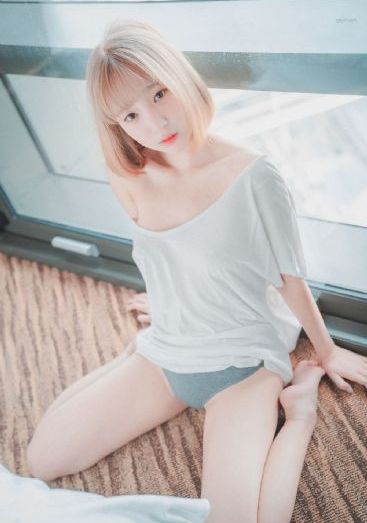 她丈夫面前被耍未删减版_BD韩语免费观看