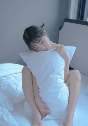 色欲城市之绝色网吧_HD迅雷电影在线